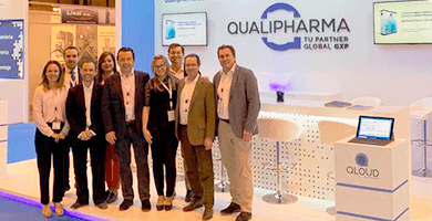 equipo qualipharma stand farmaforum