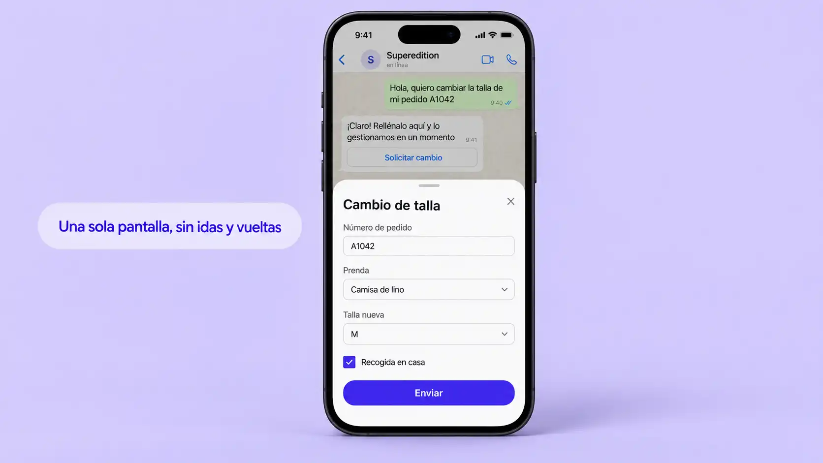 Móvil mostrando un formulario nativo de WhatsApp Flows para solicitar un cambio de talla sin salir de la conversación